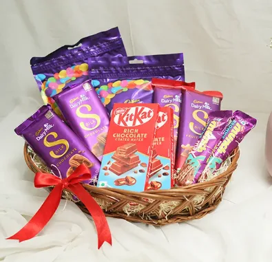 Grand Chocolate Delight Basket & Silk Assortment
